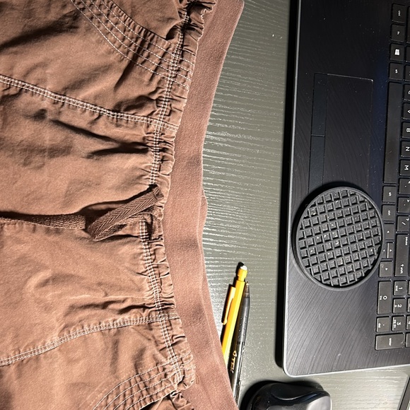 Brown Cotton Capris - Picture 5 of 5